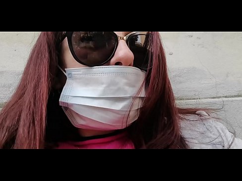 ❤️ Nicoletta mści się na sąsiedzie i sika w jego garażu (Special Covid19 Italian Quarantine) ️❌ Super porn at us